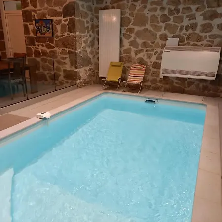 Chez Tante Soly Oda ve Kahvaltı 3*